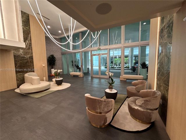 Apartment for sale  Unit #3610 - photo 5781247