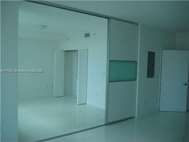 Apartment for sale  Unit #3610 - photo 5781254