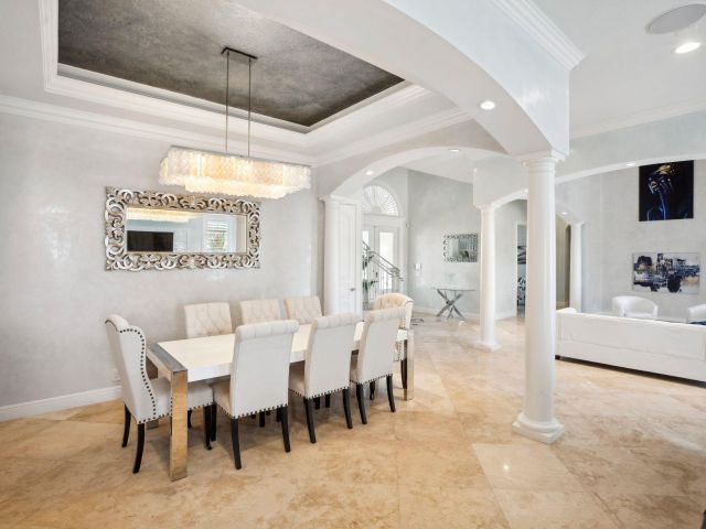 Home for sale at 1008 Mandarin Isle - photo 5818856