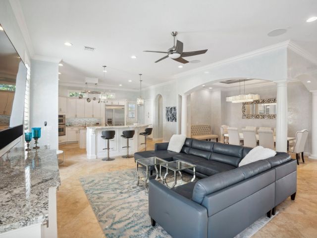 Home for sale at 1008 Mandarin Isle - photo 5818857