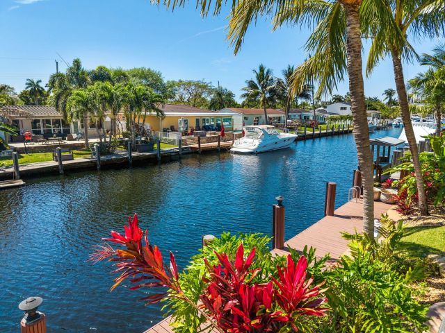 Home for sale at 1008 Mandarin Isle - photo 5818863