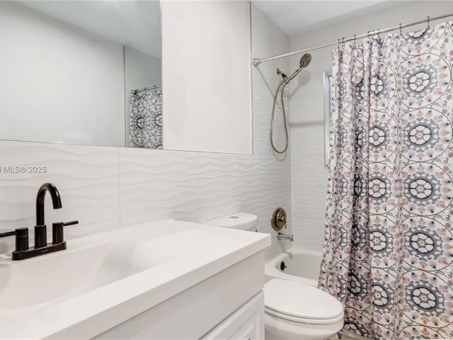 Home for sale at 3120 SW 17th St - photo 5815113