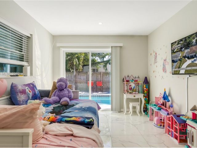 Home for sale at 3120 SW 17th St - photo 5815116