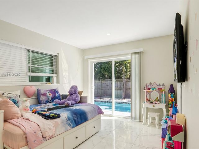 Home for sale at 3120 SW 17th St - photo 5815123