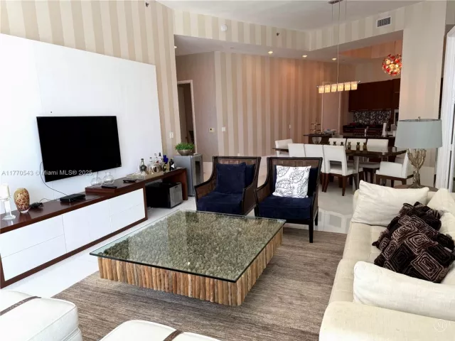 Apartment for rent  Unit #4207 - photo 5852728