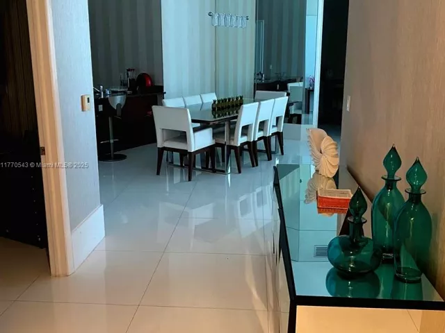 Apartment for rent  Unit #4207 - photo 5852732