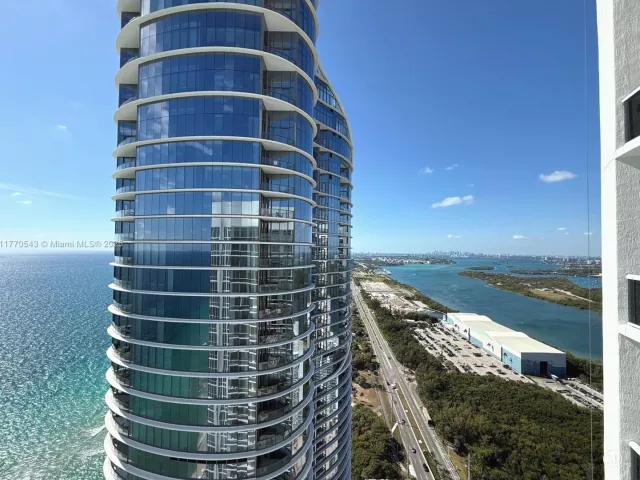 Apartment for rent  Unit #4207 - photo 5852734