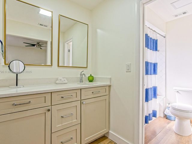 Home for sale at 10900 SW 124th Rd - photo 5780512