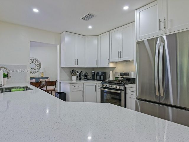 Home for sale at 10900 SW 124th Rd - photo 5780520