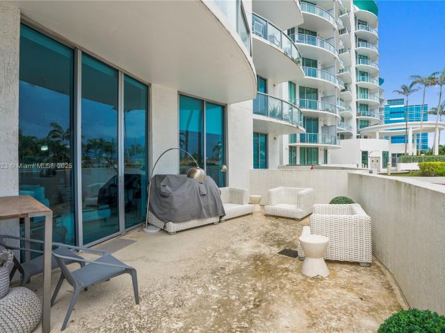 Apartment for sale  Unit #319 - photo 5856422