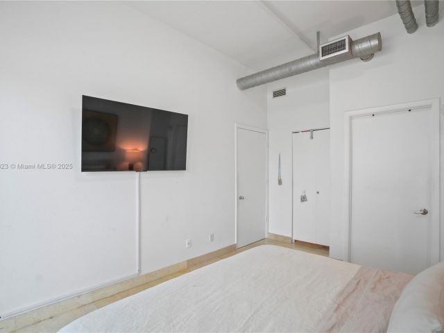 Apartment for sale  Unit #319 - photo 5856427