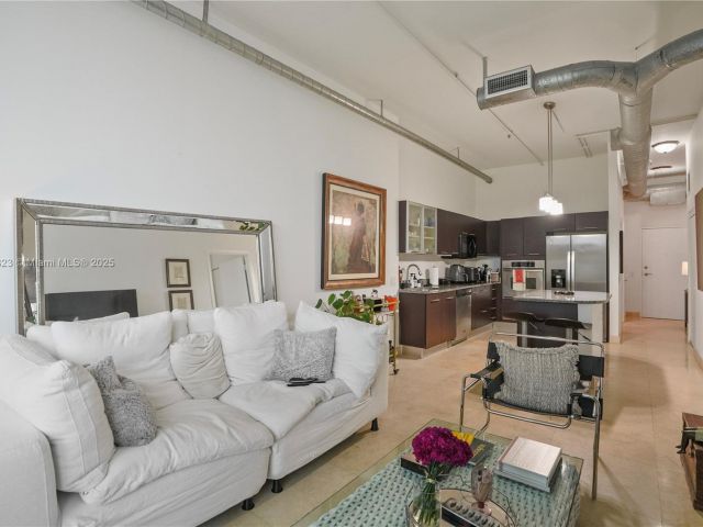 Apartment for sale  Unit #319 - photo 5856435