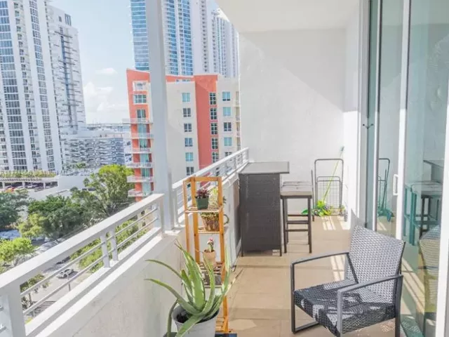 Apartment for sale  Unit #1001 - photo 5788672