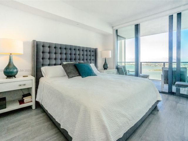 Apartment for rent  Unit #3505 - photo 5800536