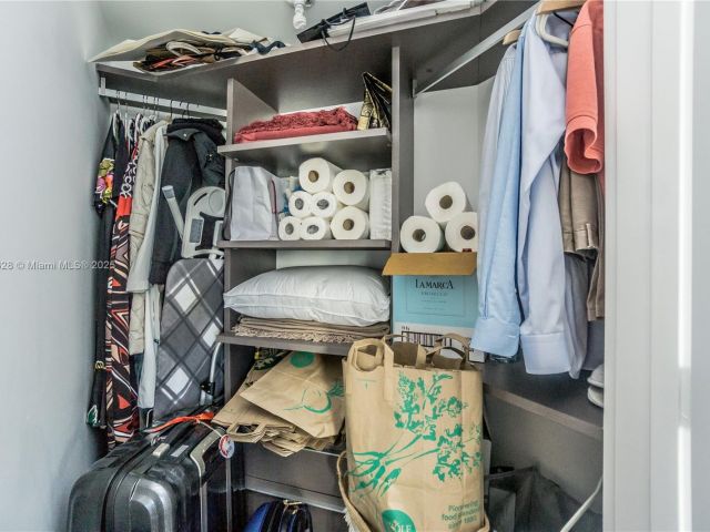 Apartment for rent  Unit #3505 - photo 5800539