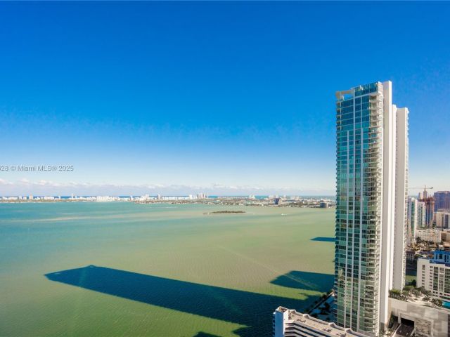 Apartment for rent  Unit #3505 - photo 5800540