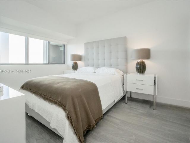 Apartment for rent  Unit #3505 - photo 5800546