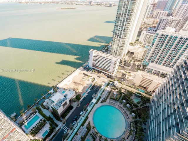 Apartment for rent  Unit #3505 - photo 5800551