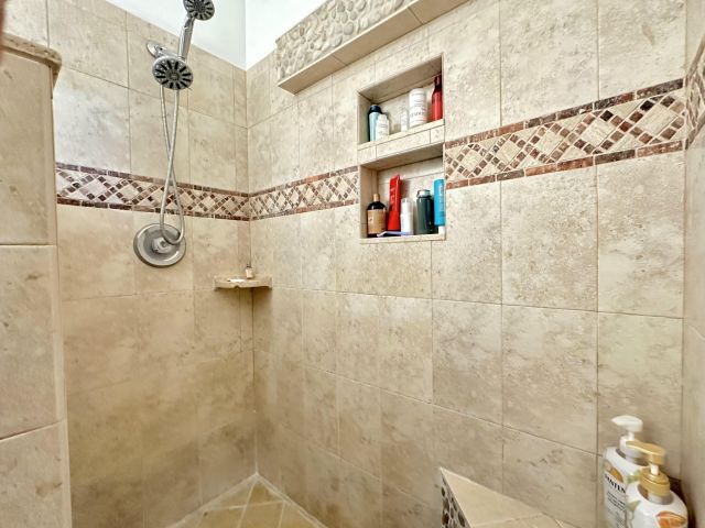 Home for sale at 13619 57th Place N - photo 5792230