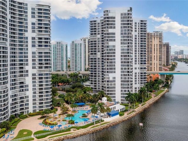 Apartment for sale  Unit #1210 - photo 5796520