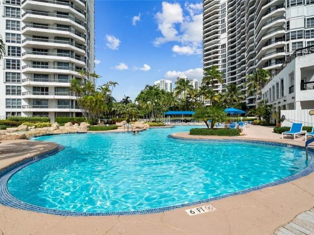 Apartment for sale  Unit #1210 - photo 5796524