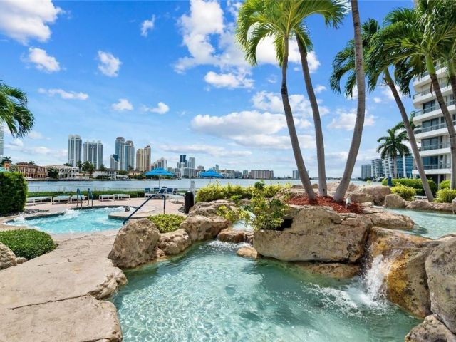 Apartment for sale  Unit #1210 - photo 5796526