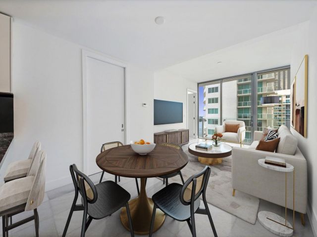 Apartment for sale  Unit #2104 - photo 5800861