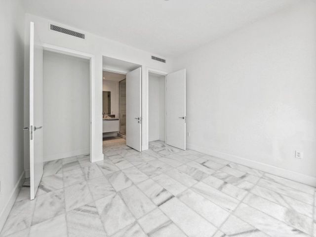 Apartment for sale  Unit #2104 - photo 5800862