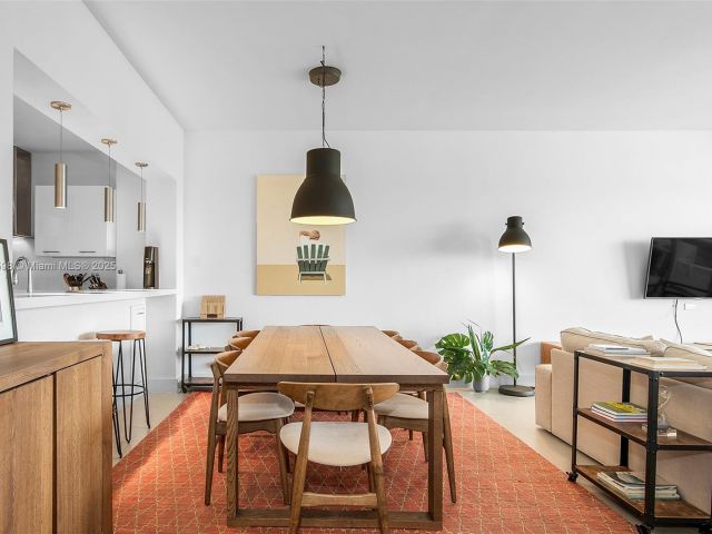 Apartment for rent  Unit #827 - photo 5800228