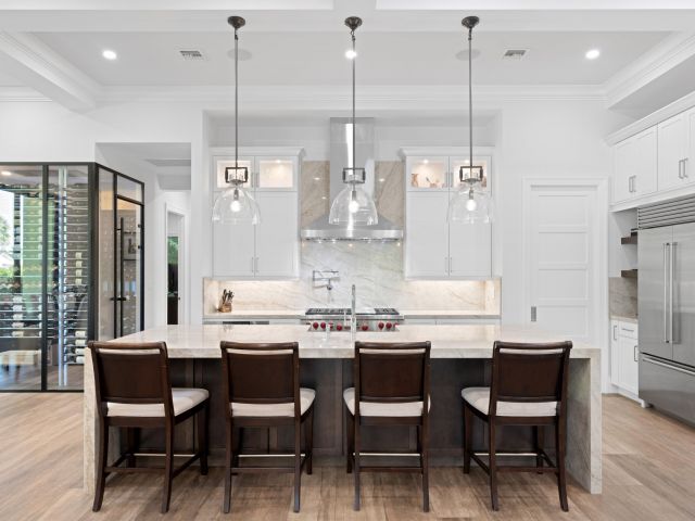 Home for sale at 1707 SW 6th Avenue - photo 6015211