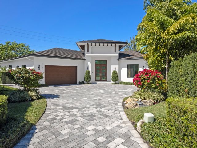 Home for sale at 1707 SW 6th Avenue - photo 6015221