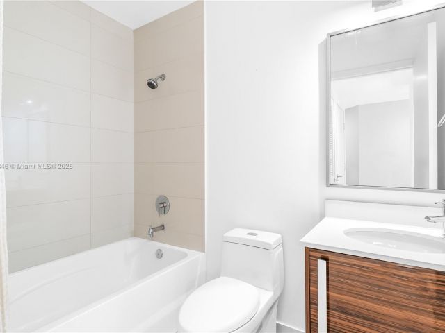 Apartment for sale  Unit #1205 - photo 5964170