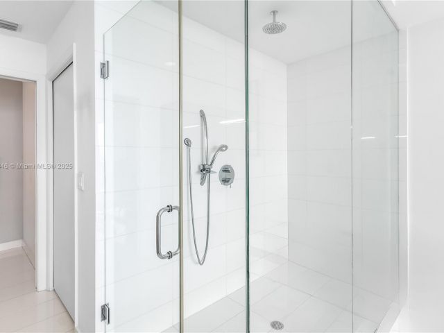 Apartment for sale  Unit #1205 - photo 5964174