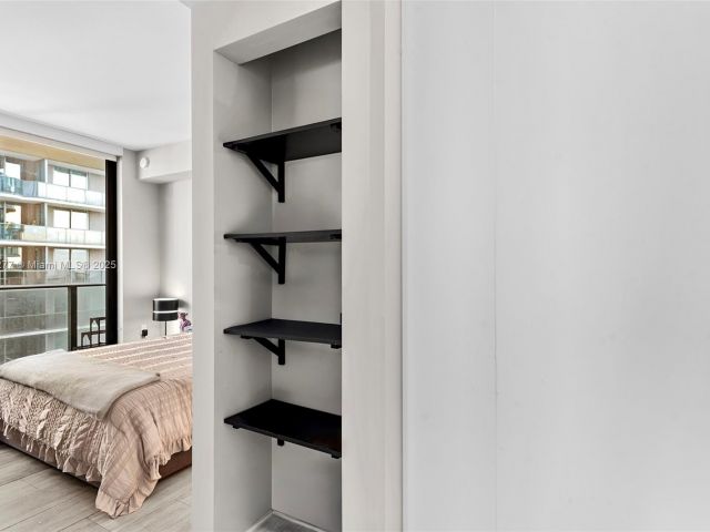 Apartment for sale  Unit #3601 - photo 5811578