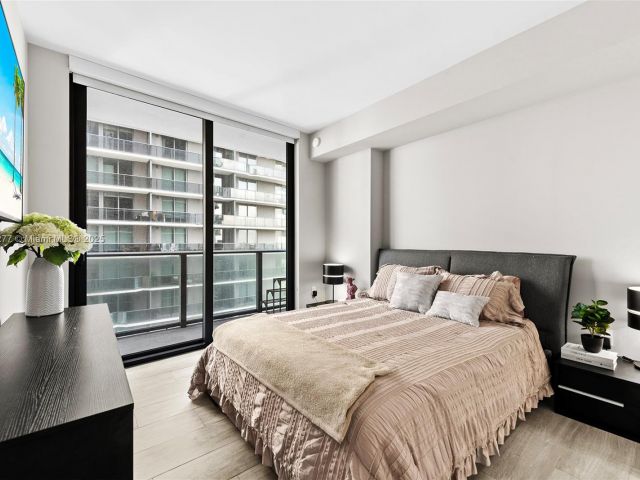 Apartment for sale  Unit #3601 - photo 5811579