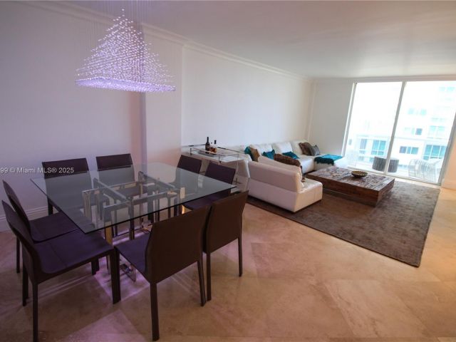 Apartment for sale  Unit #833 - photo 5811429