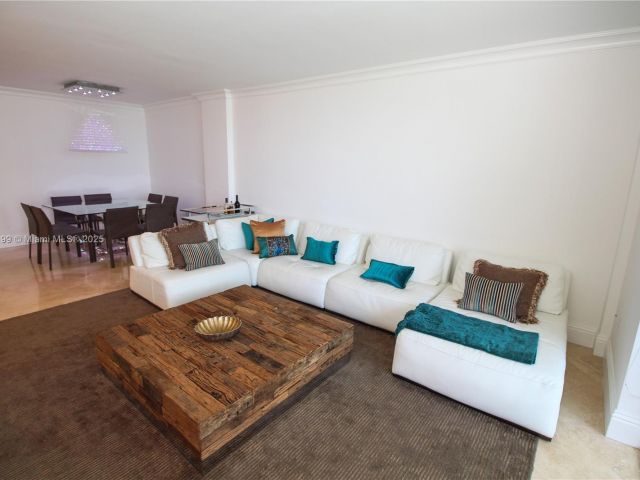 Apartment for sale  Unit #833 - photo 5811434