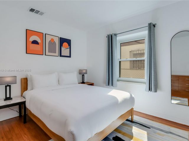 Home for rent at 820 SW 26th Rd - photo 5799065