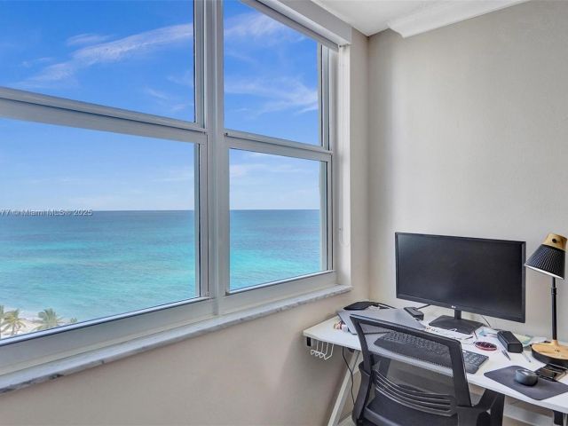 2-bedroom condo for rent in Hallandale Beach - 3180 S Ocean Dr 1504 - MondialRealty