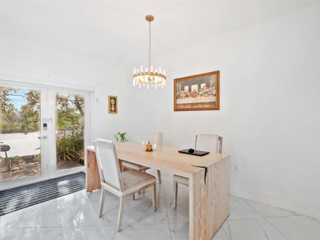 Home for sale at 518 NW 130th Way - photo 5806479