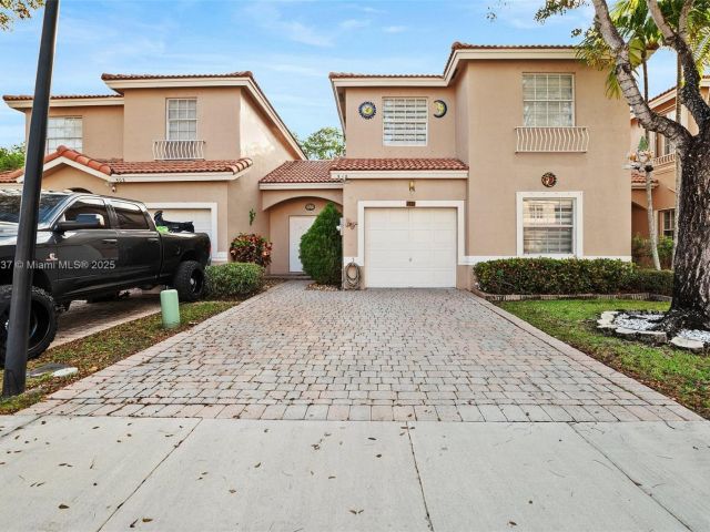 Home for sale at 518 NW 130th Way - photo 5806488