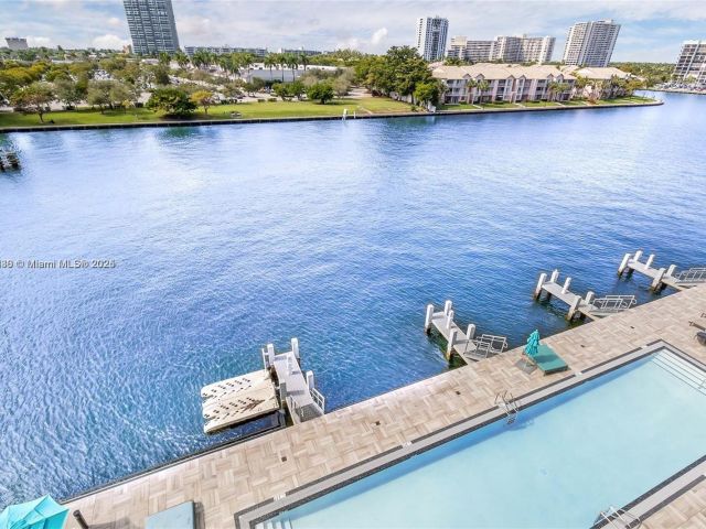 Apartment for sale  Unit #R406 - photo 5811927