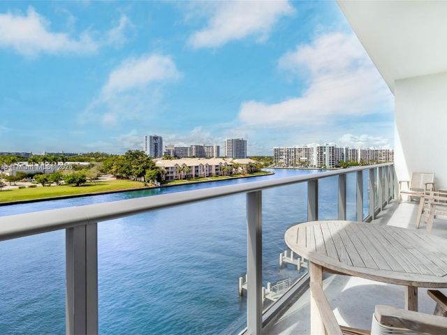 Apartment for sale  Unit #R406 - photo 5811930