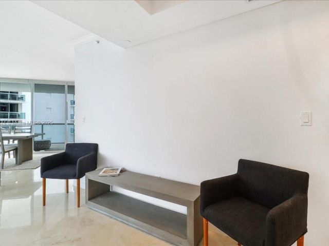 Apartment for sale  Unit #2404 - photo 5836888