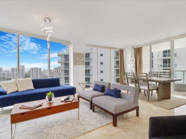 Apartment for sale  Unit #2404 - photo 5836894