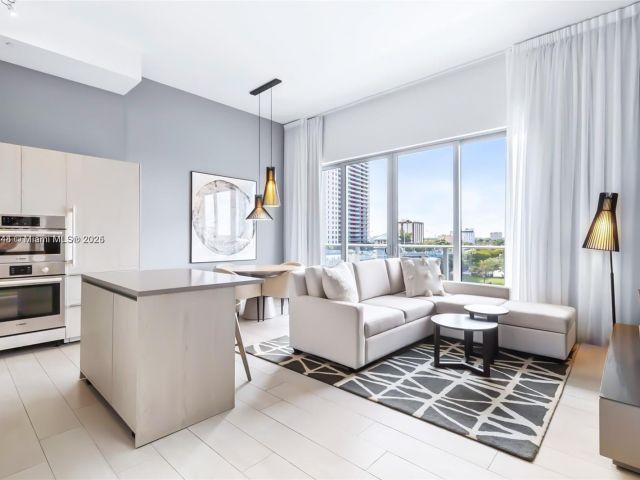 Apartment for rent  Unit #R406 - photo 5811903