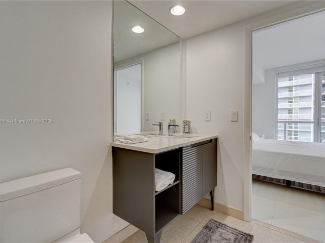 Apartment for rent  Unit #4809 - photo 5811707