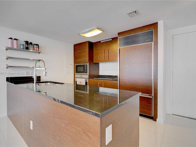 Apartment for rent  Unit #4809 - photo 5811713