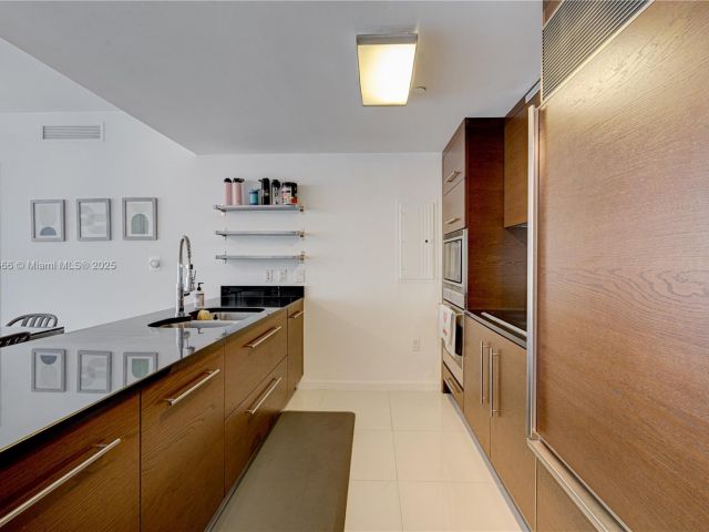 Apartment for rent  Unit #4809 - photo 5811714