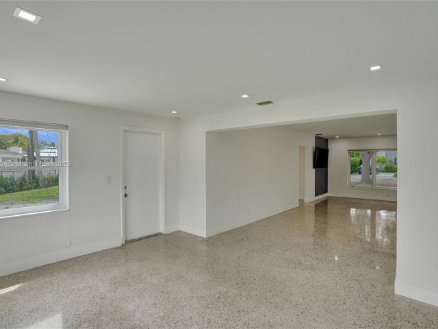 Home for sale at 2125 Alamanda Dr - photo 5808246